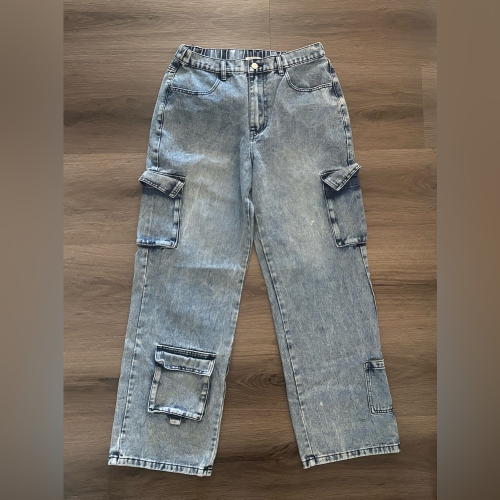 Wide leg Blue Cargo Jeans‎